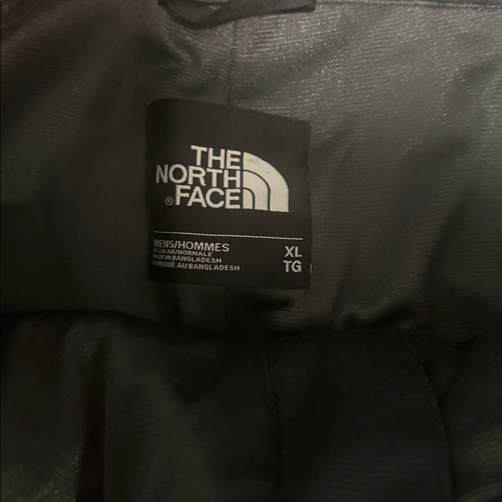 The North Face XL HyVent Insulted  Snow & Waterproof Pants - Picture 2 of 8